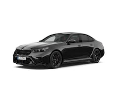 BMW M5 - Sedan M5 | Carbon Pack | Comfort Pack | Driving Assistant Prof. | Alcantara Hemelbekleding