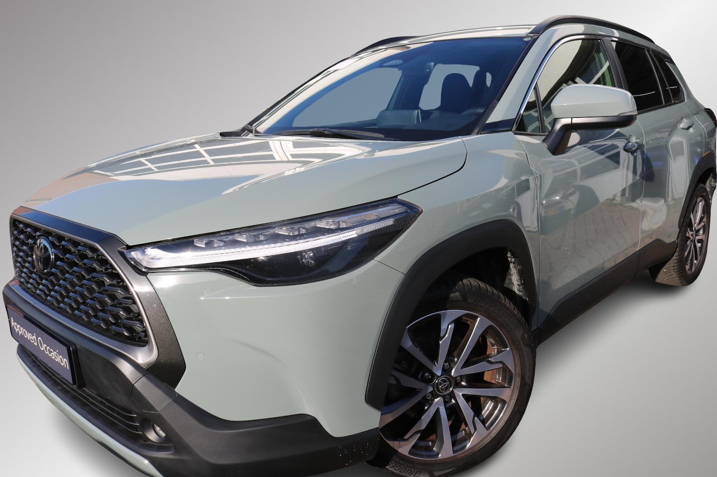 Toyota Corolla Cross - Hybrid 140 Style, Stuur, Stoel, Ruitverwarming apple en Android auto, achteruitrij camera, - AutoWereld.nl