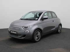 Fiat 500 - 500e 42 kWh Icon | Carplay | Stoelverwarming | Parkeersensoren | Navigatie |
