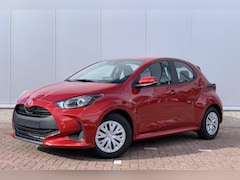 Toyota Yaris - 1.5 Hybrid 115 Comfort Nu €2.900 voordeel / Camera / Apple Carplay & Android Auto / DAB+