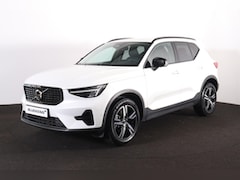 Volvo XC40 - B3 Plus Dark - IntelliSafe Assist & Surround - 360º Camera - Harman/Kardon audio - Verwarm
