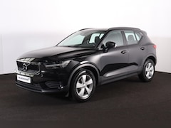 Volvo XC40 - T3 Momentum Core - Parkeercamera achter - Verwarmde voorstoelen & stuur - Parkeersensoren