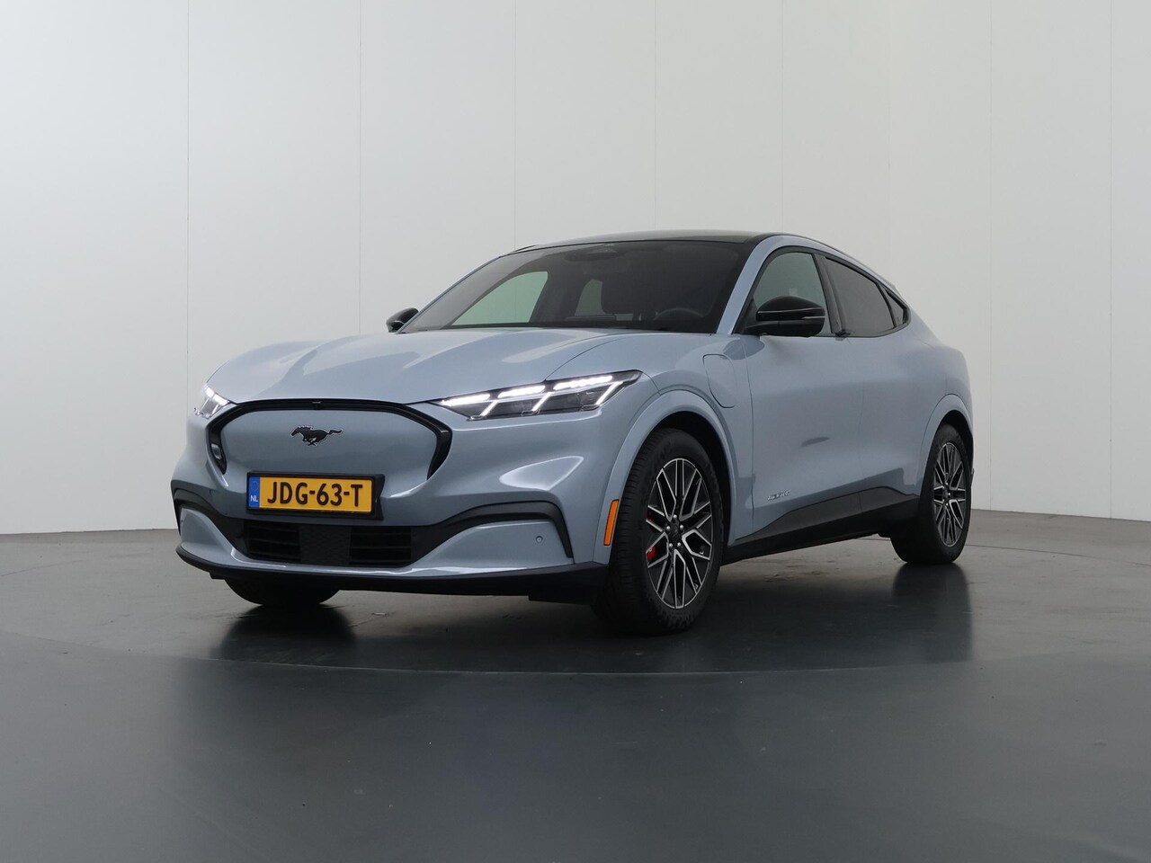 Ford Mustang Mach-E - Extended Premium RWD 88 kWh | Technologie-Pakket Plus | Panoramadak | Adapatieve Cruise Co - AutoWereld.nl