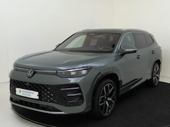 Volkswagen Tayron - 1.5 eHybrid R-Line Edition | Panoramadak | Trekhaak | 360 camera | Head-up display | Adapt