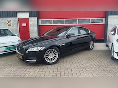 Jaguar XF Portfolio - 2.0d DEALER OH / TREKHAAK / XENON / NAVI / CAMERA / PDC / BLUETOOTH / CRUISE / NL-AUTO