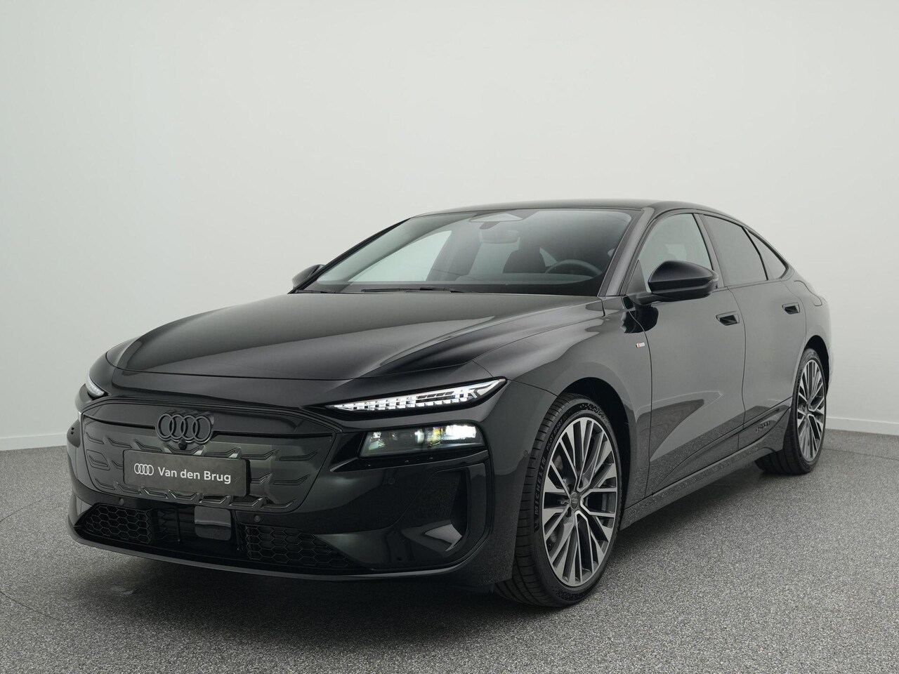 Audi A6 Sportback e-tron - Advanced edition 83 kWh | S-line exterieur | Stuurverwarming | Keyless | Stoelverw. v+a | - AutoWereld.nl