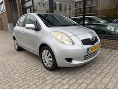 Toyota Yaris - 1.3 VVTi Sol