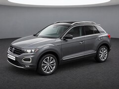 Volkswagen T-Roc - 1.5 TSI 150pk DSG Style Business · Trekhaak · Camera · Apple/Android Car Play · Stoelverwa