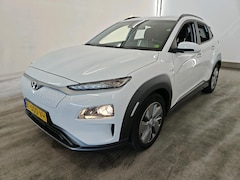Hyundai Kona Electric - EV FASHION SKY 64 kWh (100% SOH) I 3-FASE LADEN I SCHUIF/KANTELDAK I WARMTEPOMP I UNIEKE K