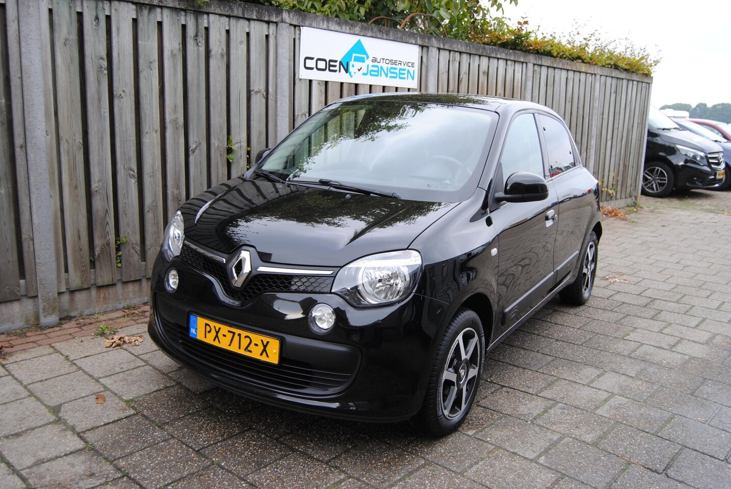 Renault Twingo - 1.0 SCe Limited AUTOMAAT - AutoWereld.nl