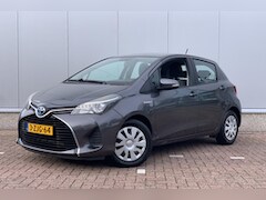 Toyota Yaris - 1.5 Hybrid Aspiration / Bluetooth / Camera / CC /