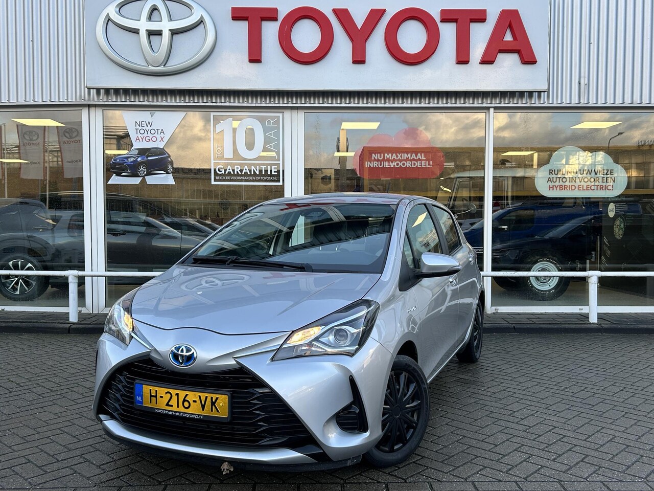 Toyota Yaris - 1.5 Hybrid Dynamic 1.5 Hybrid Dynamic - AutoWereld.nl
