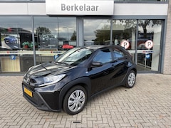 Toyota Aygo X - 1.0 VVT-i MT Play | Apple Carplay & Android Auto | Airco