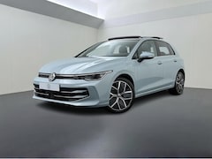 Volkswagen Golf - 1.5 eHybrid Style Edition | 204 PK | Trekhaak wegklapbaar | Adaptive Cruise Control | 360