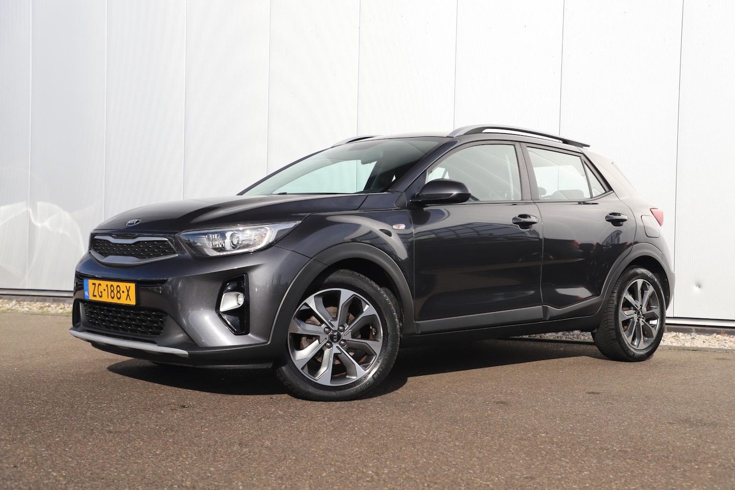 Kia Stonic - 1.0 T-GDi DynamicLine 101PK Navigatie Achteruitrijcamera Airco Cruise Control Carplay Andr - AutoWereld.nl