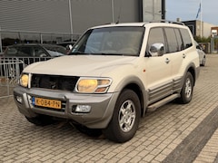 Mitsubishi Pajero - 3.2 Di-D GLX Long Body | Leder | Climate | Pano | Stoelverwarming |