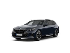 BMW i5 Touring - eDrive40 M Sport Pro Edition 84 kWh | M Sportpakket Pro | Innovation Pack | Comfort Pack |