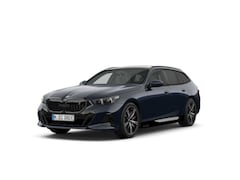 BMW i5 Touring - eDrive40 M Sport Pro Edition 84 kWh | M Sportpakket Pro | Innovation Pack | Travel Pack |