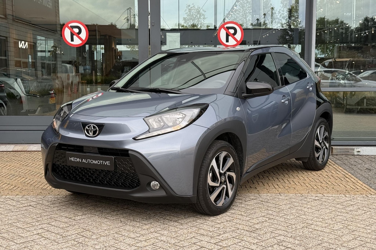 Toyota Aygo X - 1.0 VVT-i S-CVT Envy | Automaat | Navi via App | Airco | Cruise control | - AutoWereld.nl