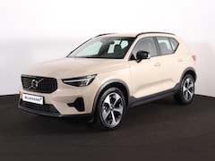Volvo XC40 - B4 Plus Dark - IntelliSafe Assist & Surround - Harman/Kardon audio - Parkeercamera achter