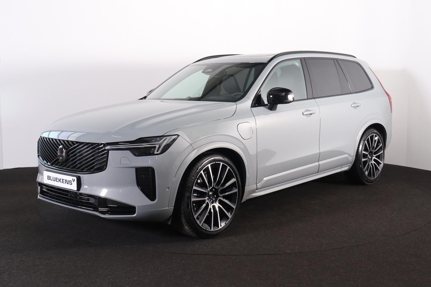 Volvo XC90 - T8 Recharge AWD Ultra Black Ed. Exec. - Luchtvering - Panorama/schuifdak - IntelliSafe Ass - AutoWereld.nl