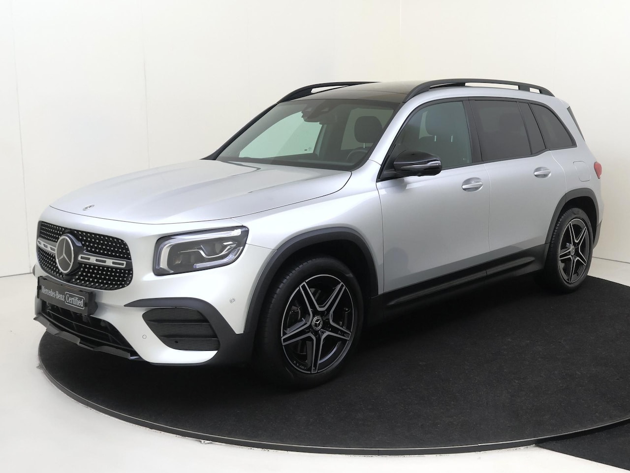 Mercedes-Benz GLB - 250 4MATIC Premium Plus /Panoramadak /Burmester /Memory stoelen /360 Camera /Leder - AutoWereld.nl