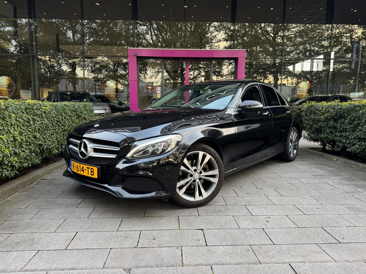 Mercedes-Benz C-klasse - 180 Lease Edition | WORDT VERWACHT | ELEKTRISCHE STOELEN | NAVIGATIE | BLUETOOTH | BLIND S - AutoWereld.nl