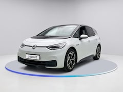 Volkswagen ID.3 - First Plus 58 kWh 204 pk | Navigatie | Parkeersensoren | Achteruitrijcamera | Adaptieve cr