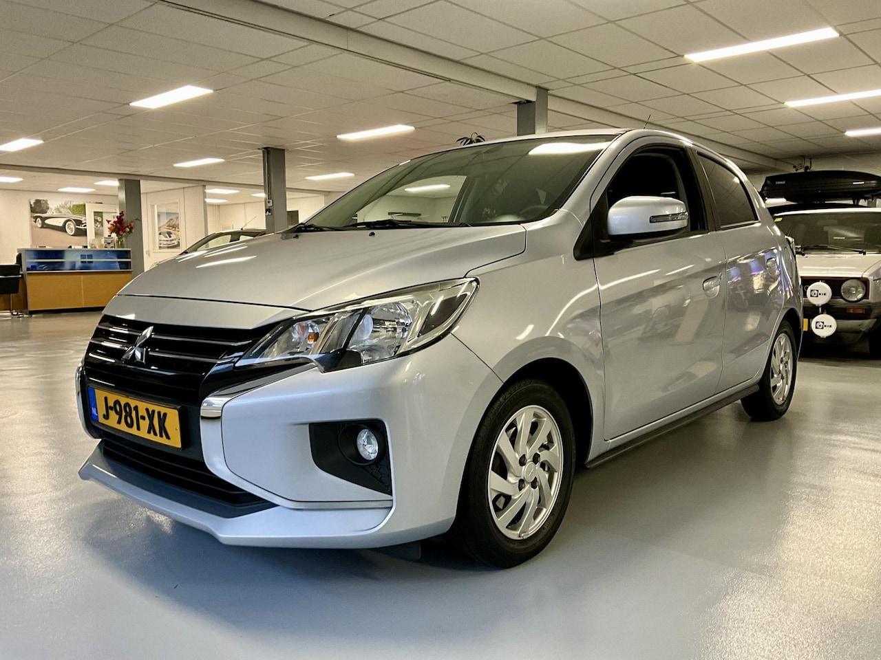 Mitsubishi Space Star - 1.2 Nova Automaat ** RIJKLAARPRIJS ** - AutoWereld.nl