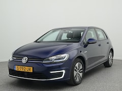 Volkswagen e-Golf - 136PK | SOH 91, 5% | Warmtepomp | Stoelverwarming | Navigatie | Apple Carplay / Android Au