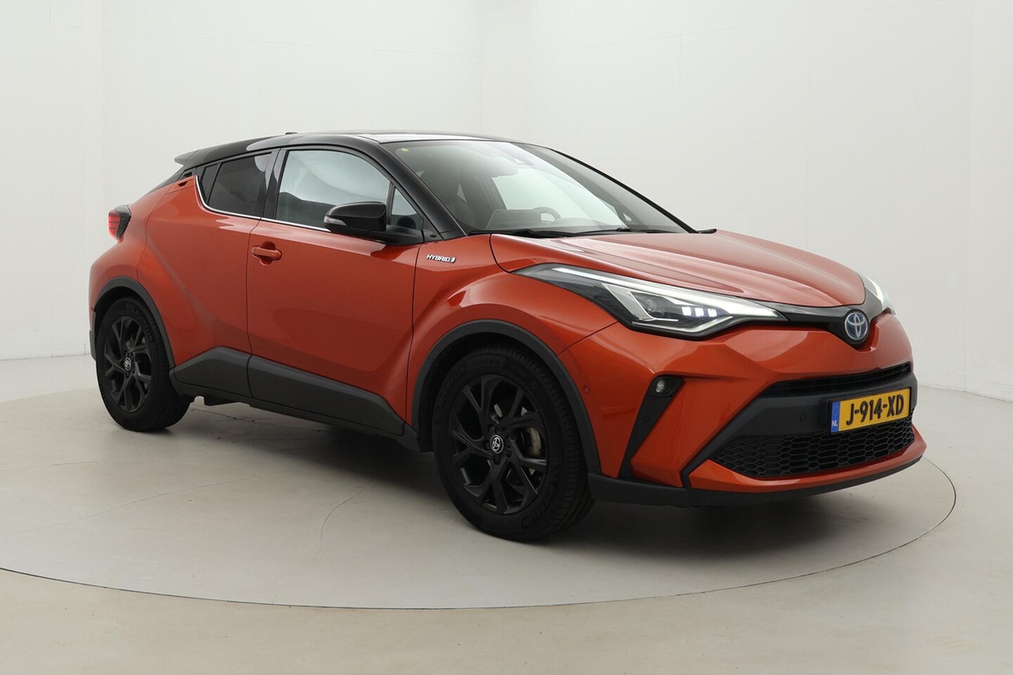 Toyota C-HR - 2.0 Hybrid Launch Edition | Trekhaak | Navigatie | Leder | Dodehoek detectie | Stoelverwar - AutoWereld.nl