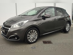 Peugeot 208 - 1.2 82PK Signature | Navigatie | Cruise Control | Airco | Apple Carplay/Android Auto | PDC
