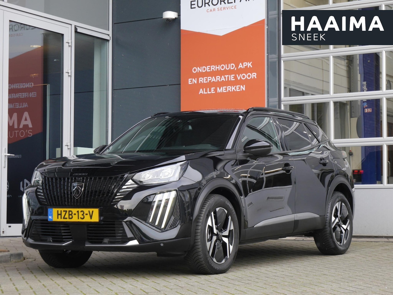 Peugeot 2008 - 1.2 PureTech 100 Allure | Trekhaak | Navigatie | Climate control | Adaptive Cruise Control - AutoWereld.nl