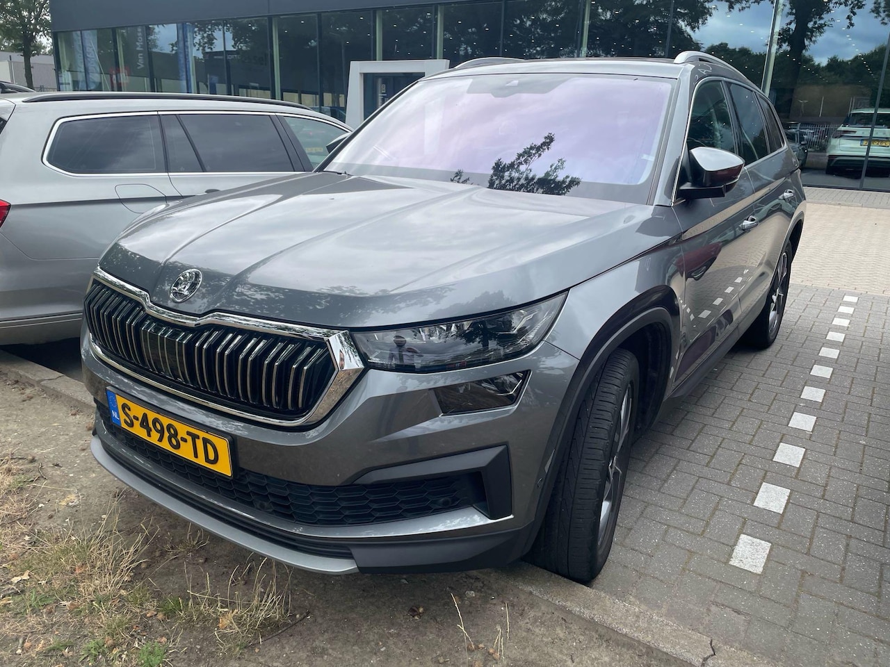 Skoda Kodiaq - 1.5 TSI Business Edition Plus 7p. Panoramadak | Metallic lak | Automaat | 7 zitter | leder - AutoWereld.nl
