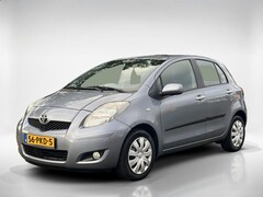 Toyota Yaris - 1.3 VVTi Aspiration | 5 deurs | Climate control | Trekhaak | Dealer onderhouden|