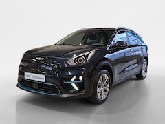 Kia e-Niro - DynamicLine 64 kWh | 1e Eigenaar | Accu 99.4% | Trekhaak Afneembaar | Camera | Carplay & A