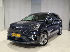 Kia e-Niro - ExecutiveLine 64 kWh SOH 97.6% Stoel en stuur verwarming, schuif kantel dak, Apple Carplay