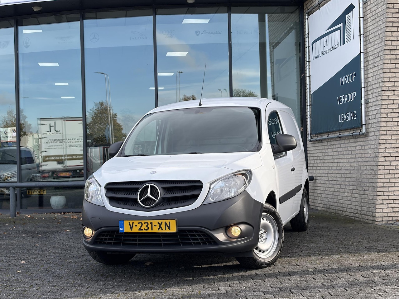 Mercedes-Benz Citan - 108 CDI BlueEFFICIENCY*A/C*HAAK*TELEFOON* - AutoWereld.nl