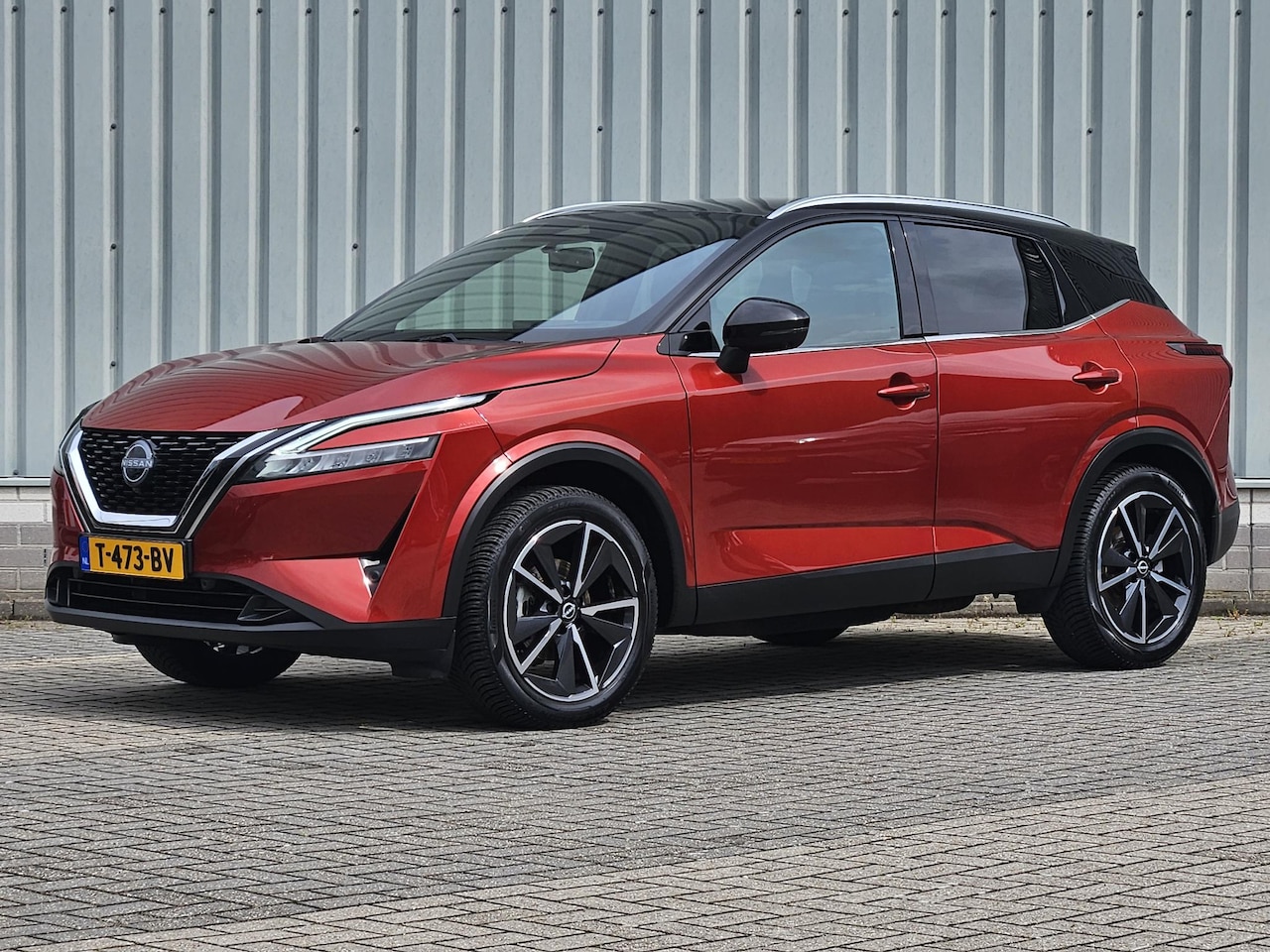 Nissan Qashqai - 1.3 MHEV Tekna / Trekhaak / Panoramadak / Head-Up Display / Elektrisch Verstelbare Bestuur - AutoWereld.nl