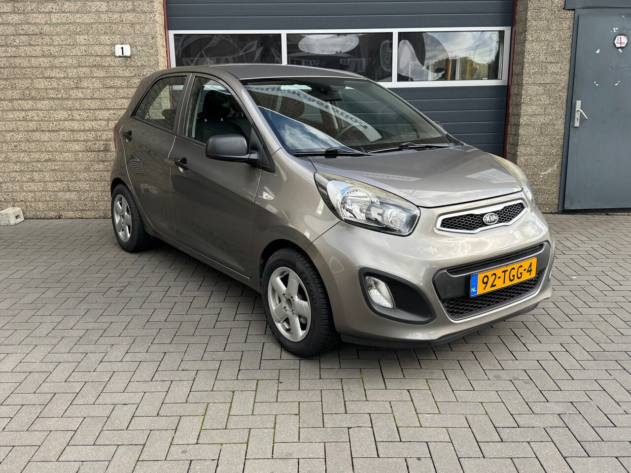 Kia Picanto - 1.0 CVVT 1.0 CVVT - AutoWereld.nl