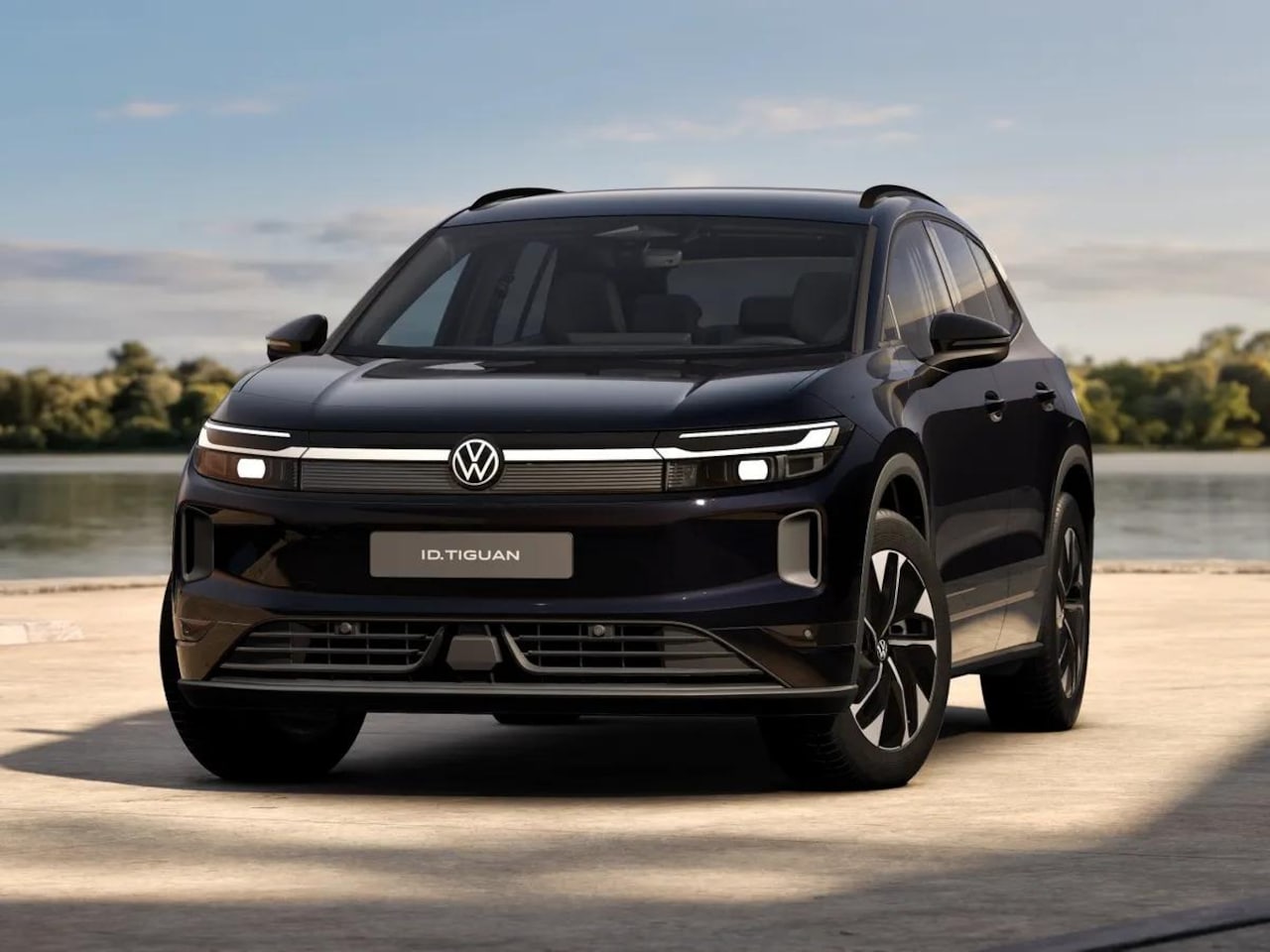 Volkswagen Tiguan - ID. (1) Life 77 kWh accu 210 kW / 286 PK SUV Elektrische a Achteruitrijcamera | Stoelverwa - AutoWereld.nl