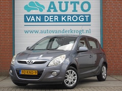 Hyundai i20 - 1.2i DynamicVersion, Airco, Nw banden, Trekhaak, APK 1-27