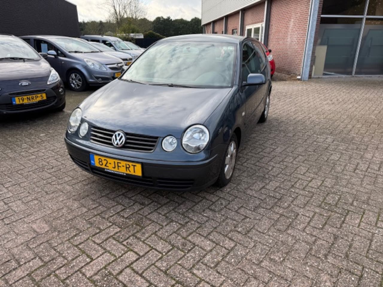 Volkswagen Polo - 1.4-16V Highline AUTOMAAT - AutoWereld.nl