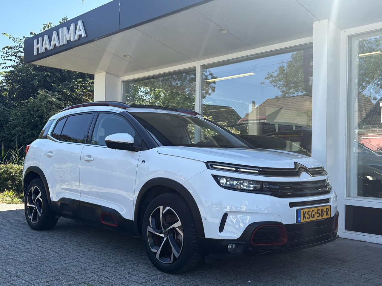 Citroën C5 Aircross - 1.6 Plug-in Hybrid 225 Shine | Schuif-/kanteldak | PHC Vering | Navi | Achteruitrijcamera - AutoWereld.nl