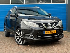 Nissan Qashqai - 1.6 dCi Tekna|Navi|Pano.Dak