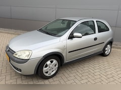 Opel Corsa - 1.2-16V Elegance met nieuwe APK