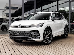 Volkswagen Tiguan - 1.5 eHybrid R-Line Edition | PANORAMA/SCHUIF-KANTELDAK | ADAPTIVE CRUISE CONTROL. | ACHTER