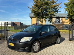 Toyota Auris - 1.4 D-4D Terra | AIRCO | 5 DOORS