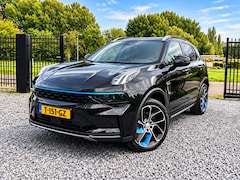 Lynk & Co 01 - 1.5 / NAP / Panorama dak / Zwart hemel / Dealer onderhouden / BTW /
