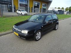 Volkswagen Golf - 1.4-16V